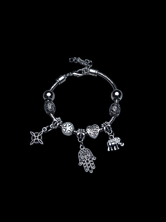 Sis Hamsa hand witch knot PND bracelet